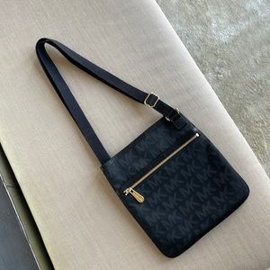 MICHAEL Michael Kors Cloth Crossbody